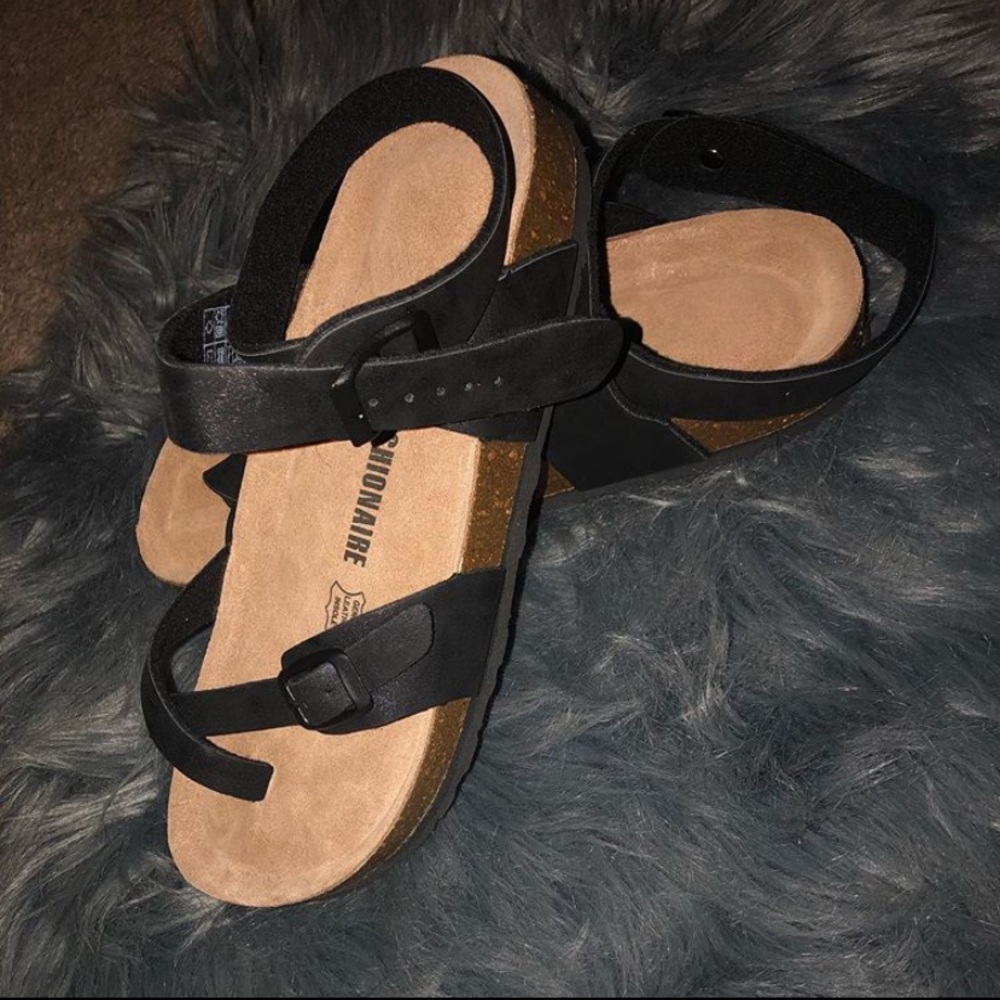Sandals - Picture 2 of 2